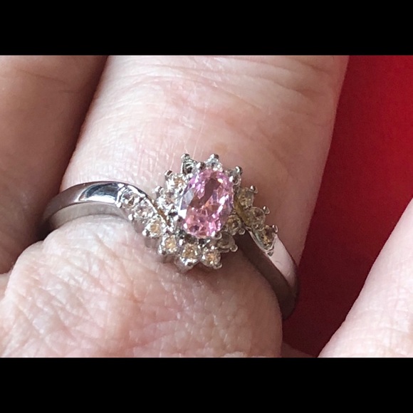 SOLD OUT Dainty 925 sterling pink ‘topaz’ ring - Picture 7 of 10